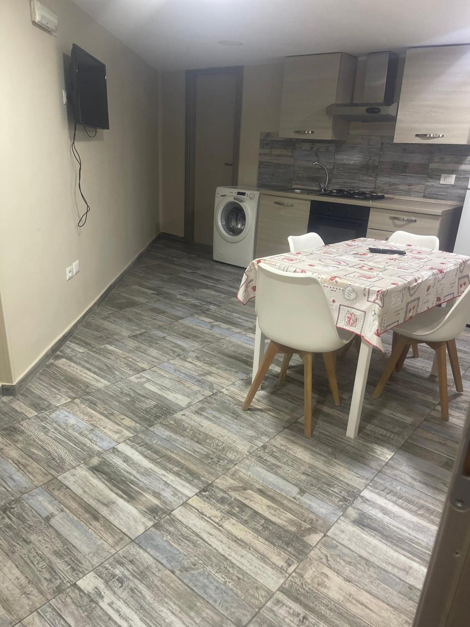 Apartment,174033774:JPEG