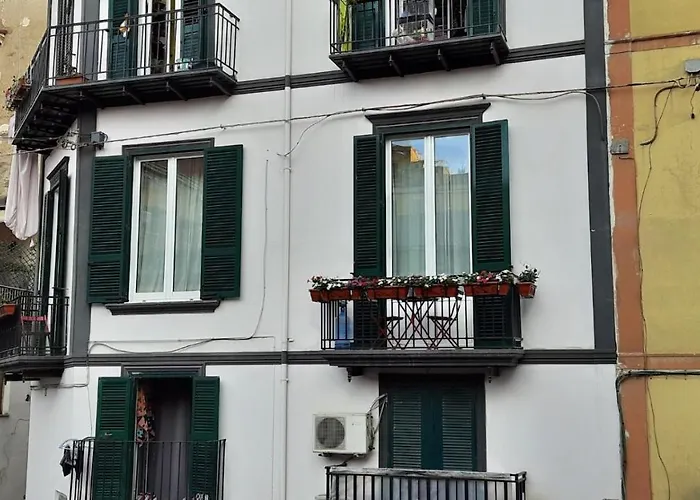 Palazzetto Di Neubourg